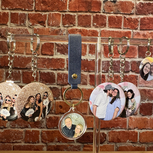 Custom Photo Keychains: A Simple Way to Keep Your Favorite Memories Close